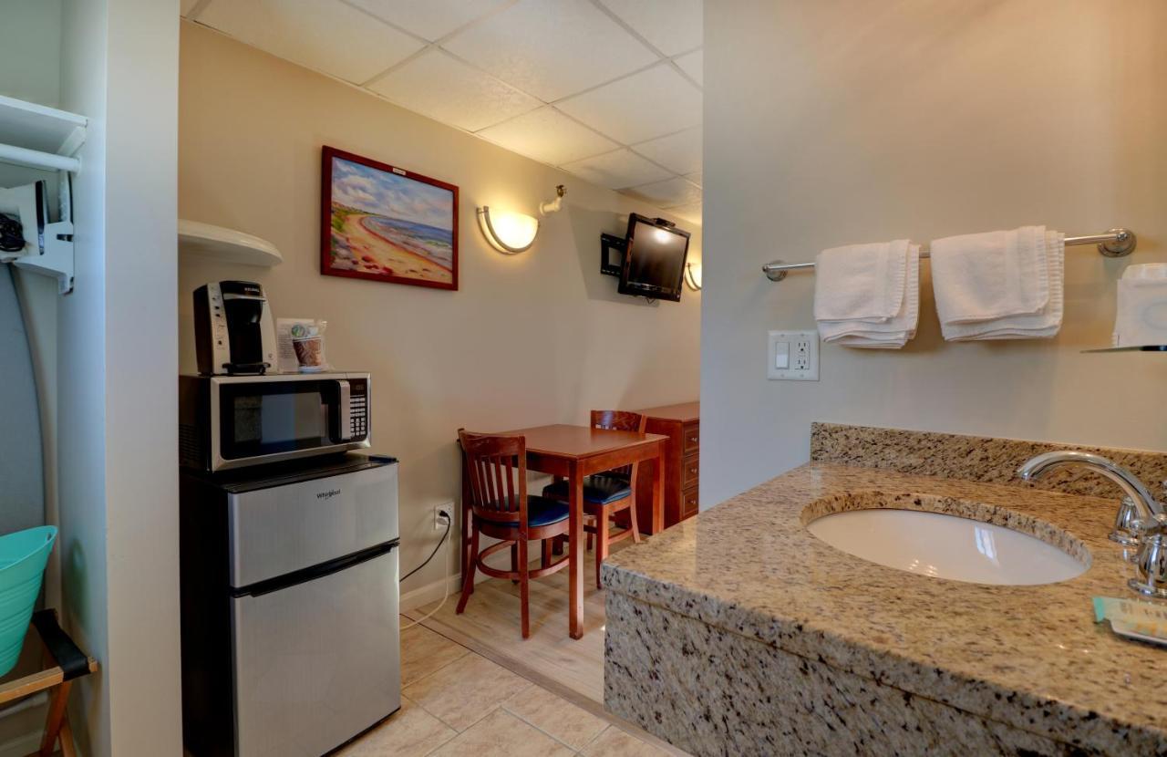 Atlantic Oceanfront Hotel, Wells Beach Exterior photo