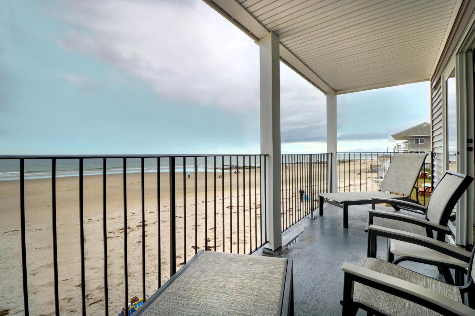 Atlantic Oceanfront Hotel, Wells Beach Exterior photo